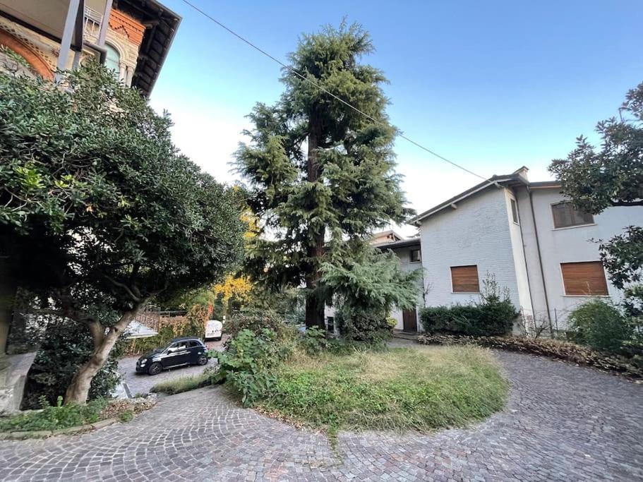 Bg Central President Suite Con Parcheggio - Vista Citta Alta Bérgamo Exterior foto